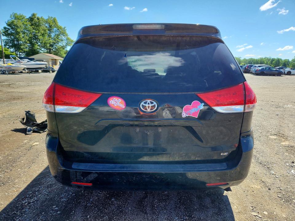 Продажа на аукционе авто 2014 Toyota Sienna, vin: 5TDKK3DCXES474552, номер лота: 56601926