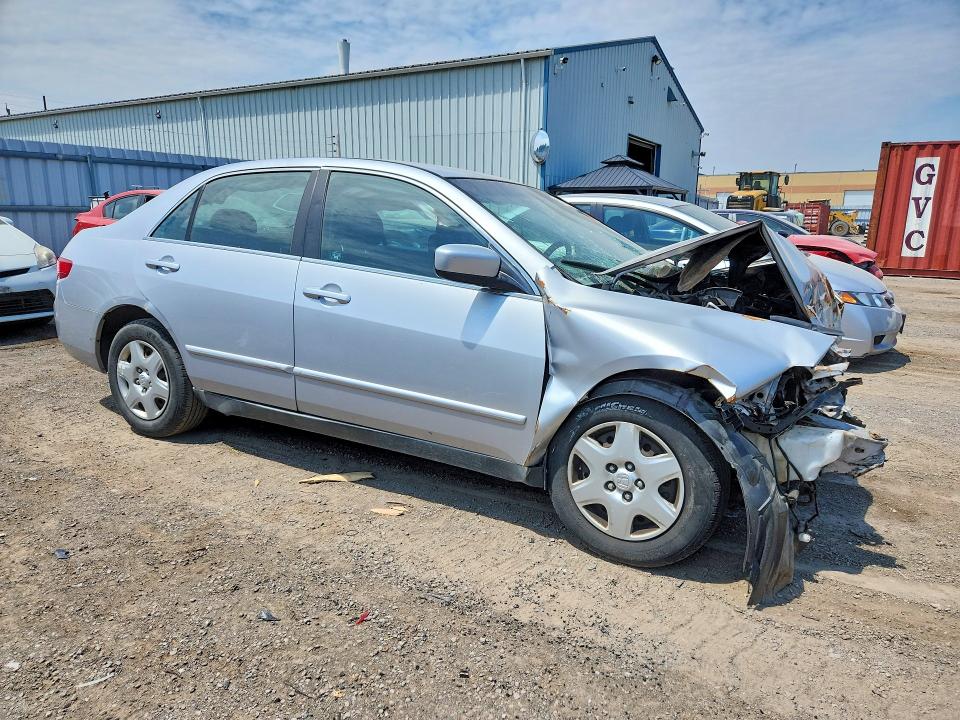 55560666 :رقم المزاد ، 1HGCM56485A811590 vin ، 2005 Honda Accord مزاد بيع