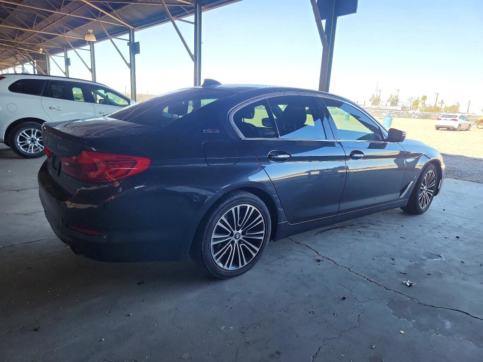 59391876 :رقم المزاد ، WBAJA9C52JB252784 vin ، 2018 Bmw 530e مزاد بيع