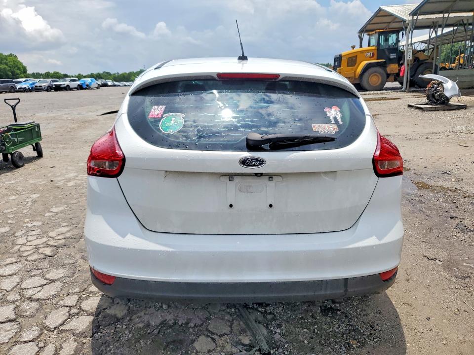56248186 :رقم المزاد ، 1FADP3K29JL201656 vin ، 2018 Ford Focus مزاد بيع