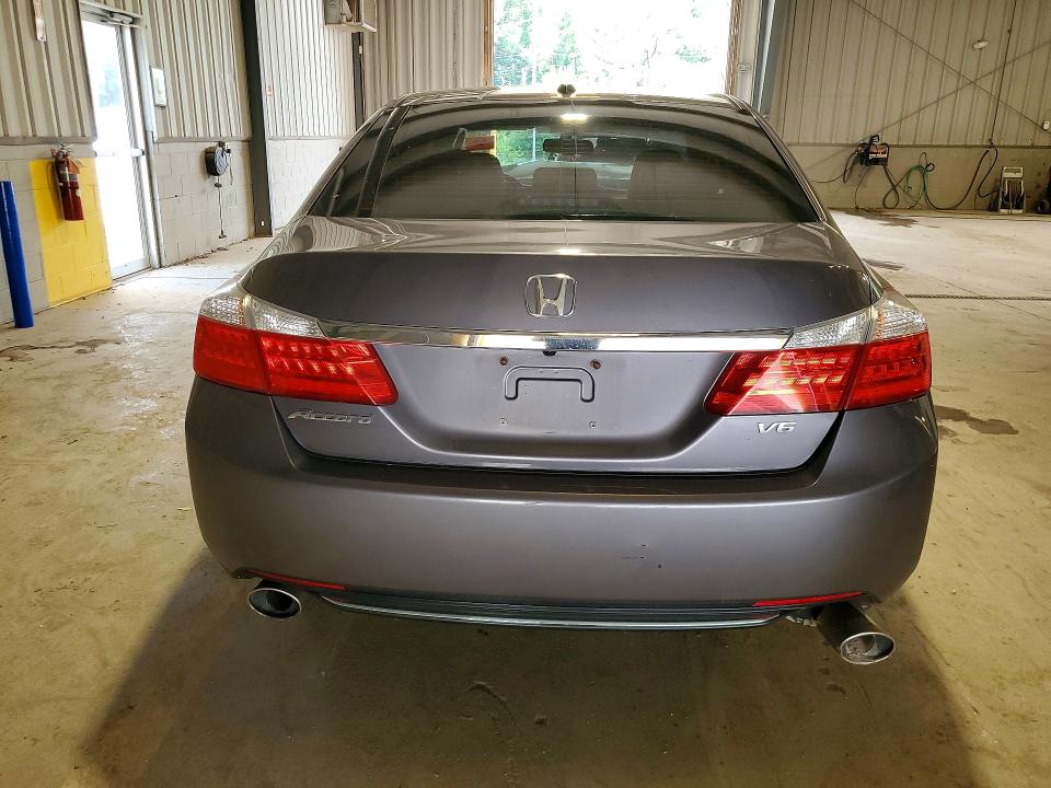 85620825 :رقم المزاد ، 1HGCR3F86DA005545 vin ، 2013 Honda Accord مزاد بيع