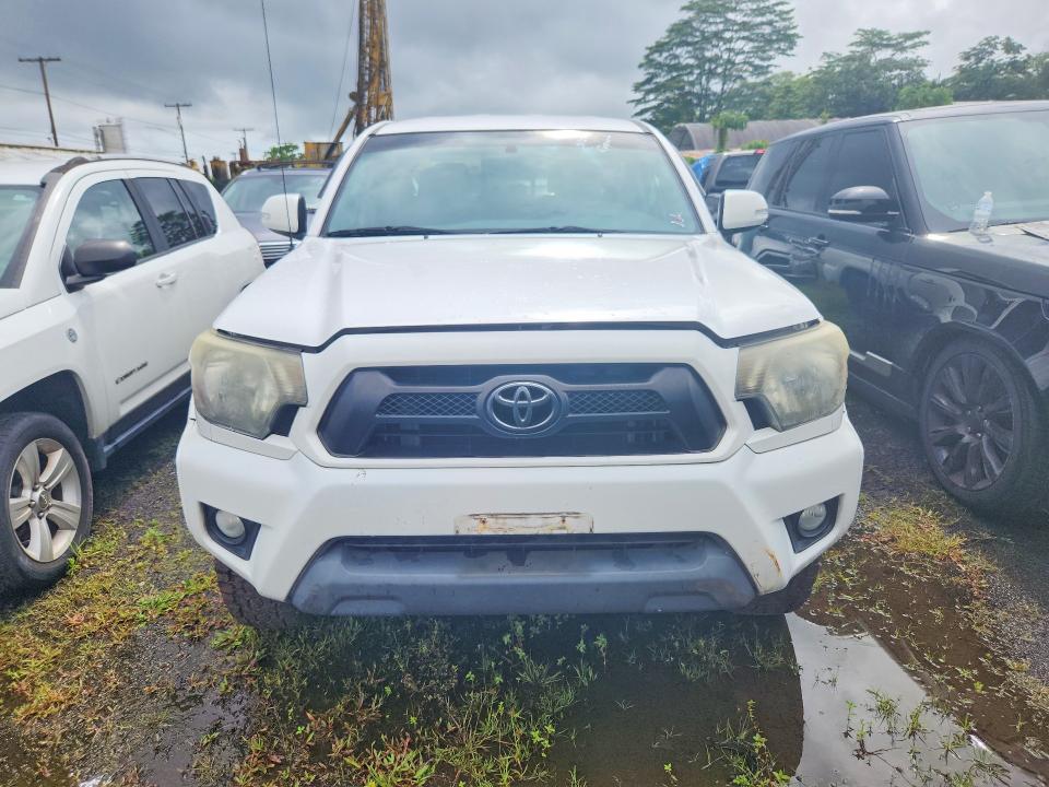 2015 Toyota Tacoma მანქანა იყიდება აუქციონზე, vin: 5TFLU4EN4FX135107, აუქციონის ნომერი: 55072916