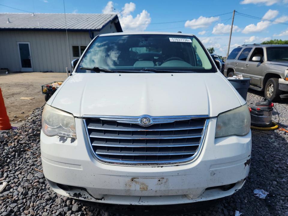 57837736 :رقم المزاد ، 2A4RR5D13AR398271 vin ، 2010 Chrysler Town & Country مزاد بيع
