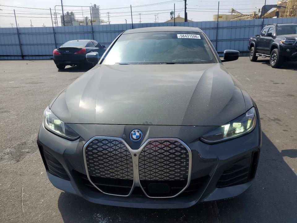 58431596 :رقم المزاد ، WBY23HD09SFT98932 vin ، 2025 Bmw I4 مزاد بيع