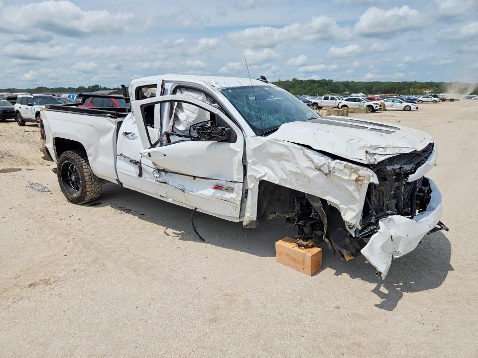 58722476 :رقم المزاد ، 1GCVKREC7JZ176886 vin ، 2018 Chevrolet Silverado مزاد بيع
