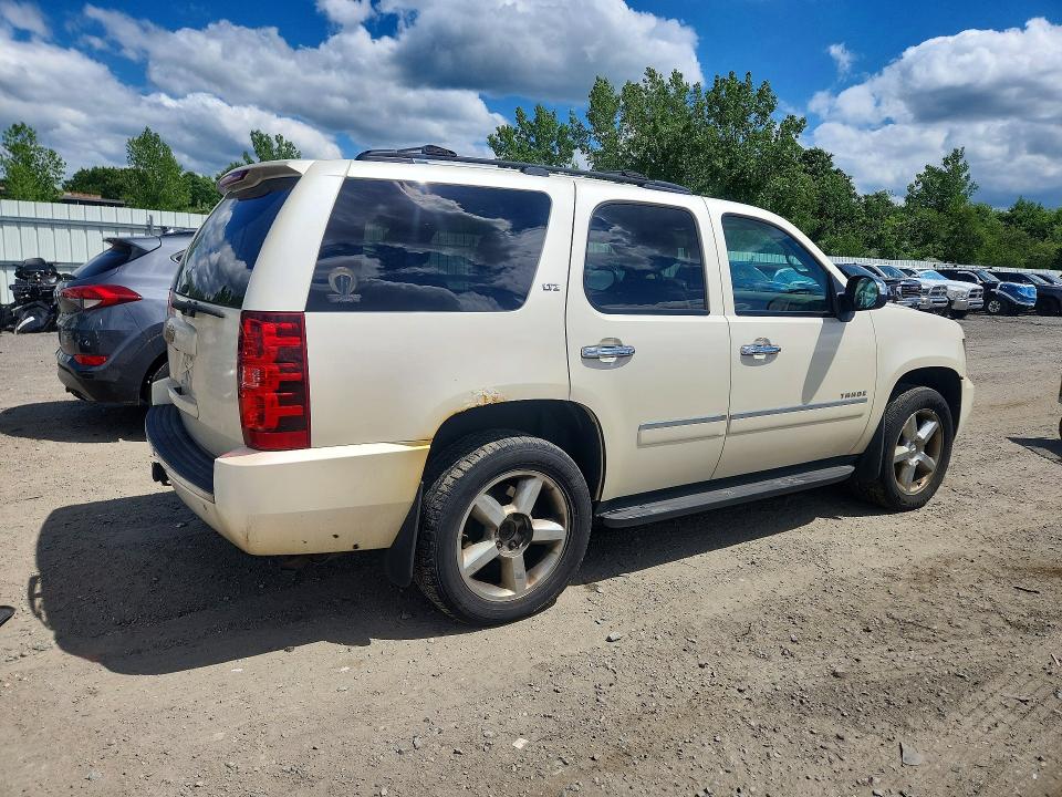 57618326 :رقم المزاد ، 1GNSKCE08DR225031 vin ، 2013 Chevrolet Tahoe مزاد بيع