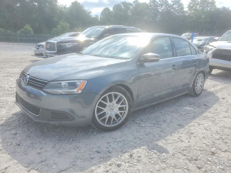 56227346 :رقم المزاد ، 3VWB17AJ5EM397101 vin ، 2014 Volkswagen Jetta مزاد بيع