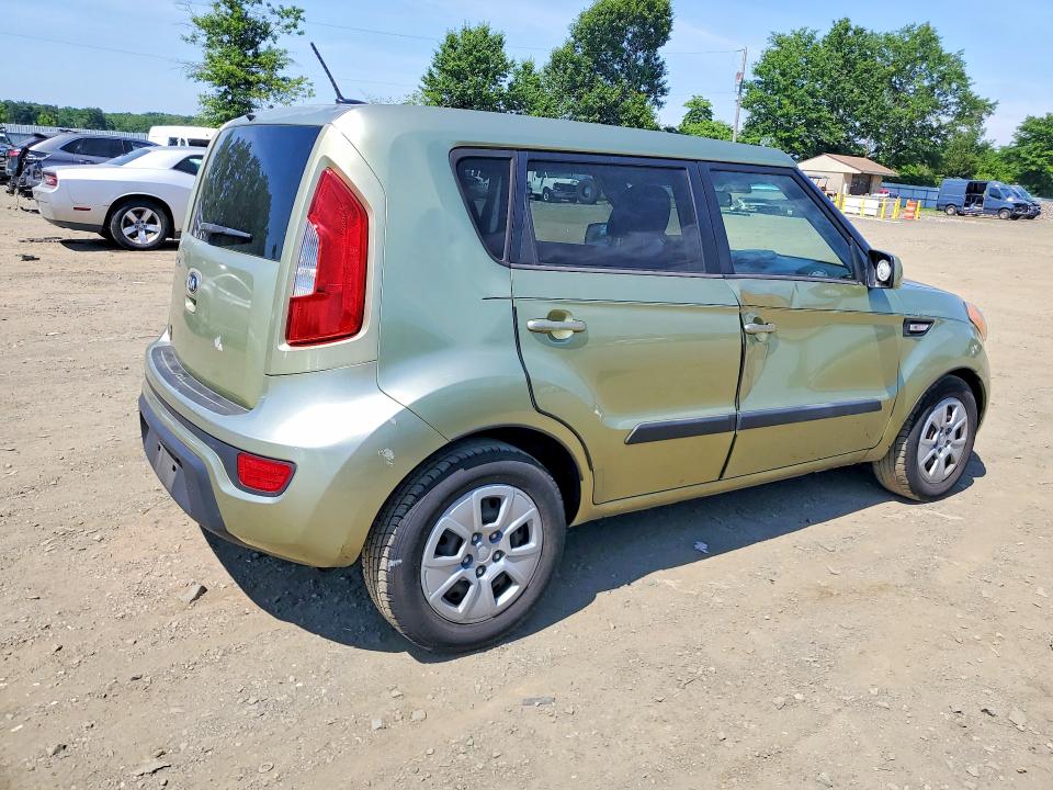 2013 Kia Soul მანქანა იყიდება აუქციონზე, vin: KNDJT2A52D7525432, აუქციონის ნომერი: 55500206