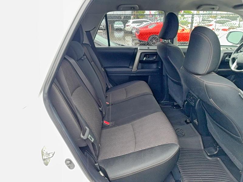 Продажа на аукционе авто 2022 Toyota 4runner, vin: JTETU5JR9N6010652, номер лота: 56337376