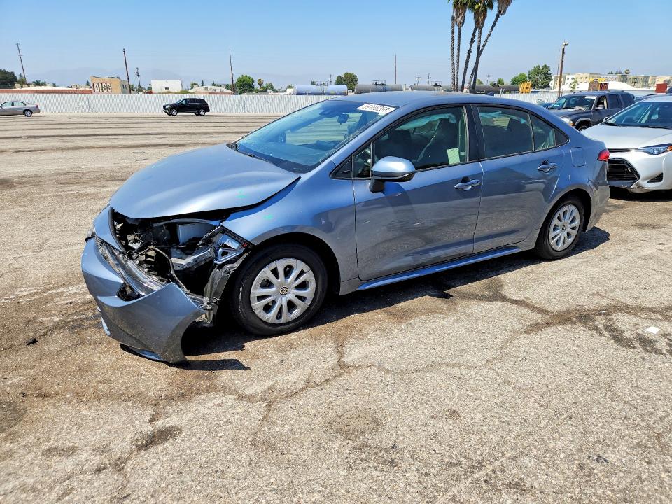 Auction sale of the 2022 Toyota Corolla, vin: JTDEAMDE6N3013843, lot number: 59106266