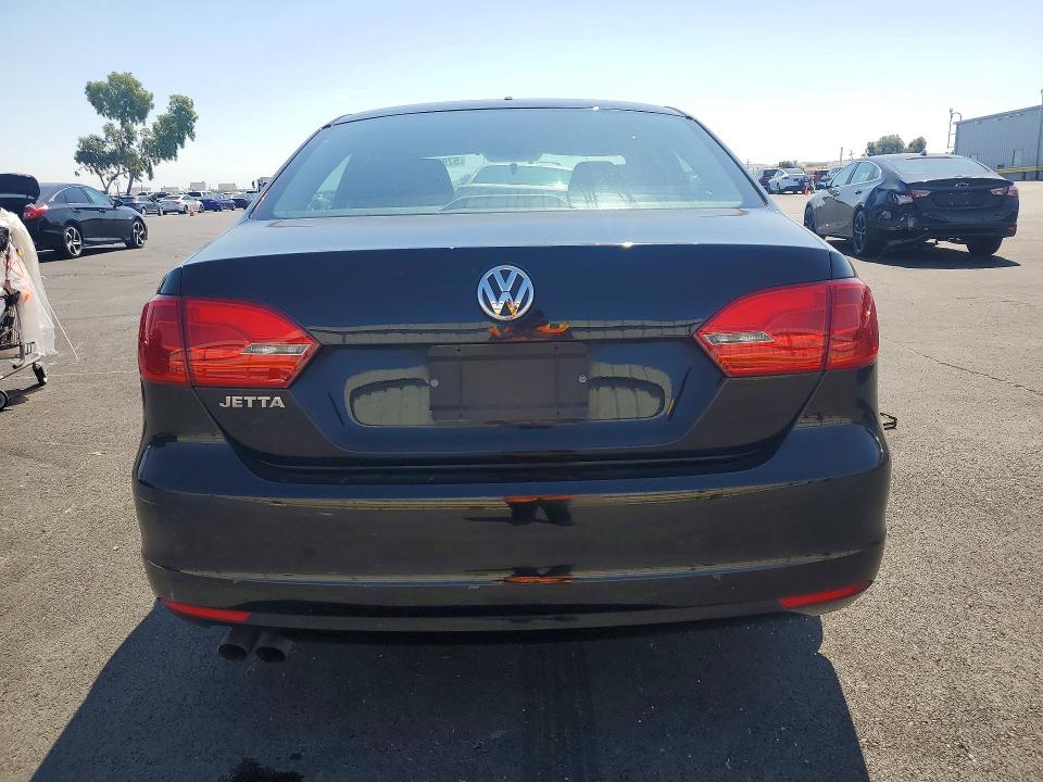 2014 Volkswagen Jetta მანქანა იყიდება აუქციონზე, vin: 3VW2K7AJ0EM404405, აუქციონის ნომერი: 57900396