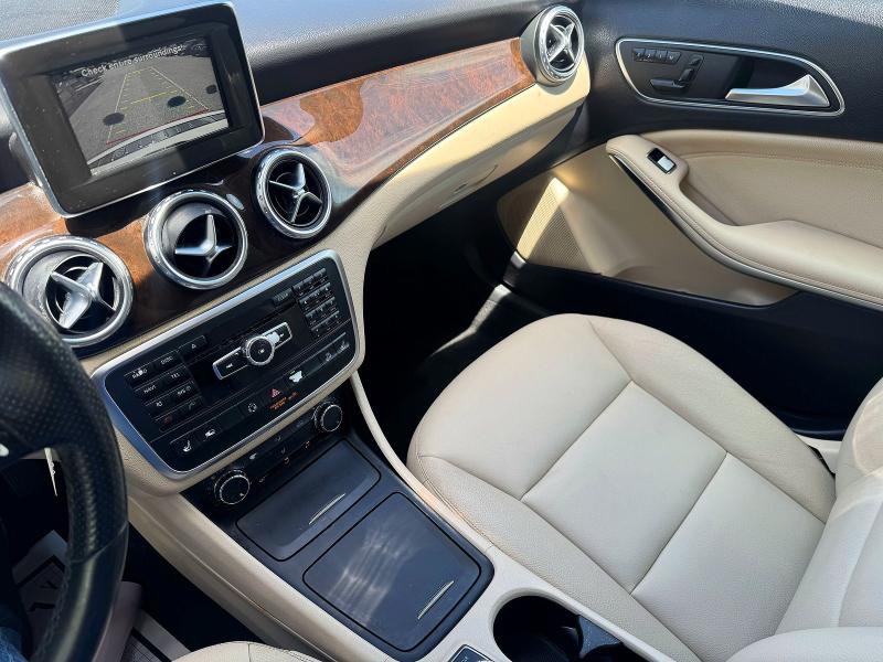 Продаж на аукціоні авто 2015 Mercedes-benz Gla, vin: WDCTG4GB0FJ080307, номер лоту: 57196726