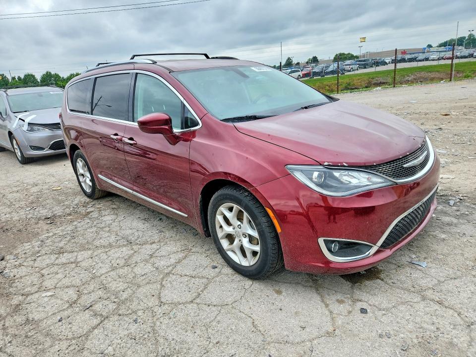 Продажа на аукционе авто 2017 Chrysler Pacifica, vin: 2C4RC1EG3HR656298, номер лота: 56407376