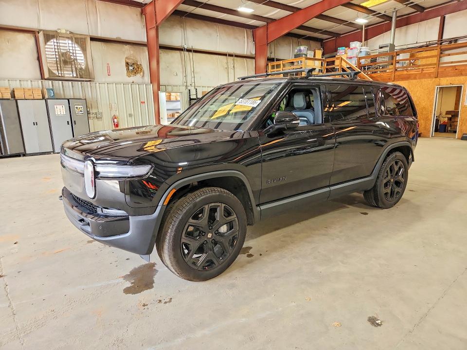 53181186 :رقم المزاد ، 7PDSGBBA7SN059096 vin ، 2025 Rivian R1s مزاد بيع