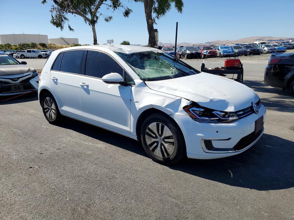 Продажа на аукционе авто 2017 Volkswagen E-golf, vin: WVWPR7AUXHW954648, номер лота: 55931316