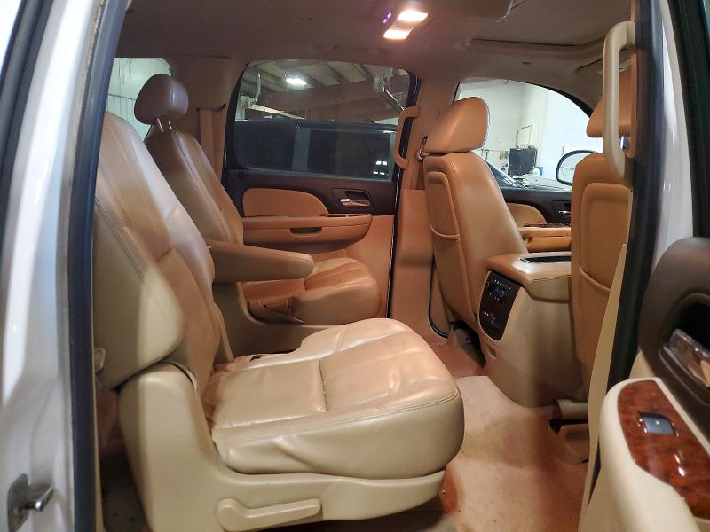 55611106 :رقم المزاد ، 1GNFK16317R270685 vin ، 2007 Chevrolet Suburban مزاد بيع