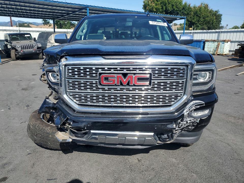 57586316 :رقم المزاد ، 3GTU2PEJ5JG179073 vin ، 2018 Gmc Sierra مزاد بيع
