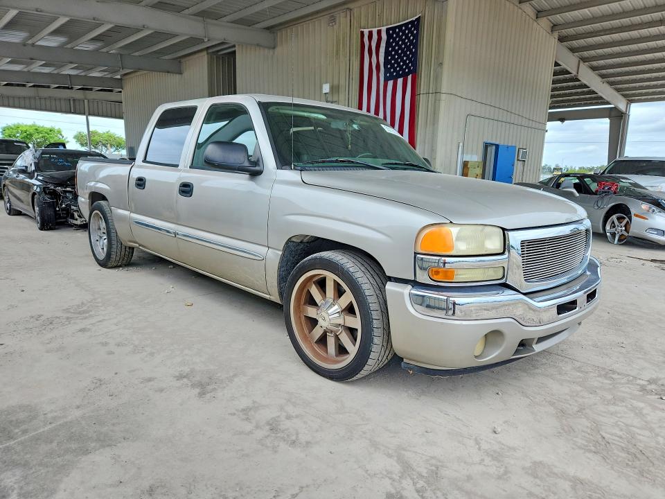 55720386 :رقم المزاد ، 2GTEC13TX51397513 vin ، 2005 Gmc New Sierra مزاد بيع