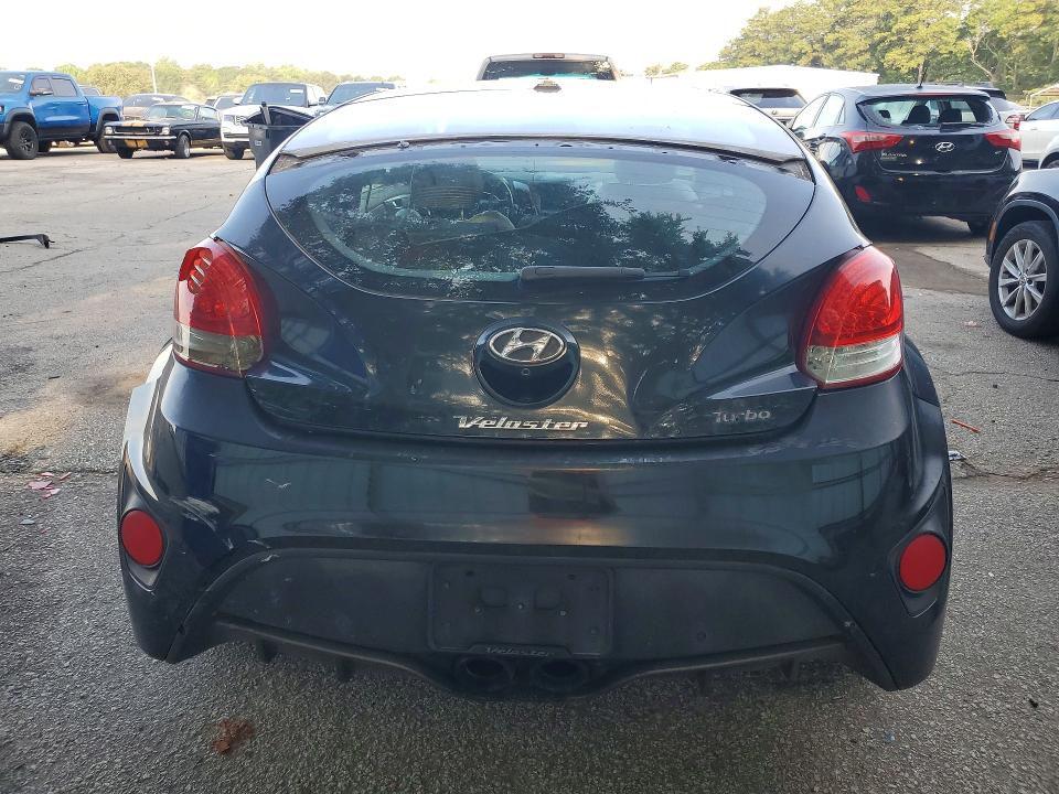2015 Hyundai Veloster მანქანა იყიდება აუქციონზე, vin: KMHTC6AE3FU229805, აუქციონის ნომერი: 56779046