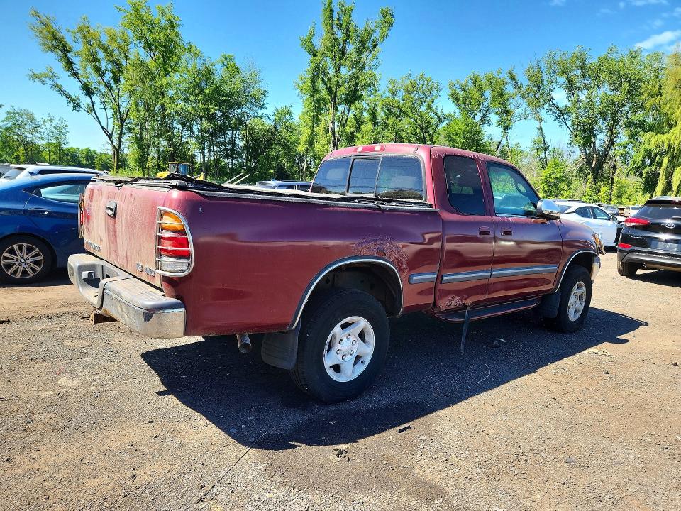 55028206 :رقم المزاد ، 5TBBT4415YS090550 vin ، 2000 Toyota Tundra مزاد بيع