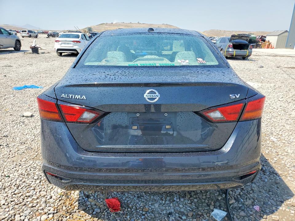 58585396 :رقم المزاد ، 1N4BL4DV8MN394620 vin ، 2021 Nissan Altima مزاد بيع