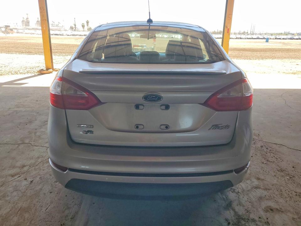 Продажа на аукционе авто 2015 Ford Fiesta, vin: 3FADP4BE1FM150966, номер лота: 55529226
