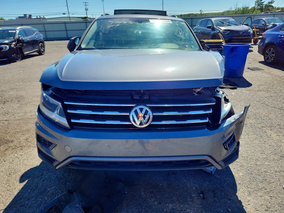 Продажа на аукционе авто 2019 Volkswagen Tiguan, vin: 3VV2B7AXXKM134927, номер лота: 58376386