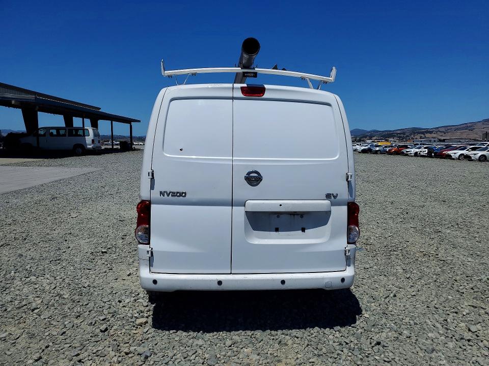 56283826 :رقم المزاد ، 3N6CM0KN0LK702131 vin ، 2020 Nissan Nv200 مزاد بيع