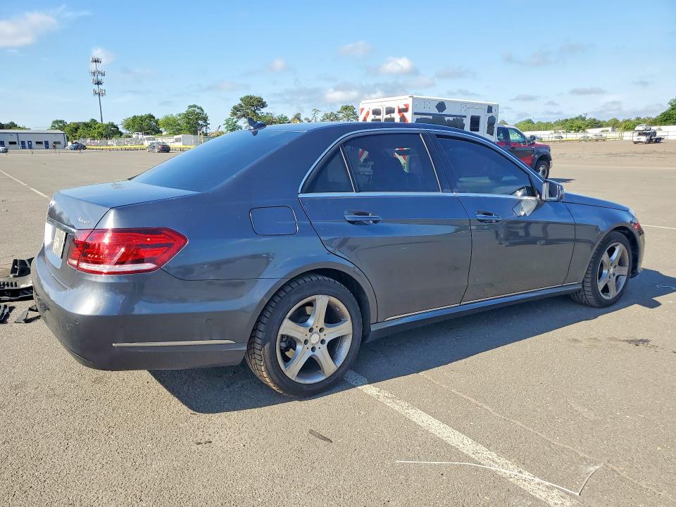 57475096 :رقم المزاد ، WDDHF8JB8EB008185 vin ، 2014 Mercedes-benz E مزاد بيع