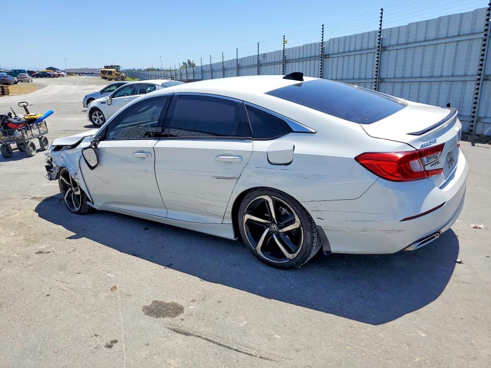 56361206 :رقم المزاد ، 1HGCV1F35NA105447 vin ، 2022 Honda Accord مزاد بيع