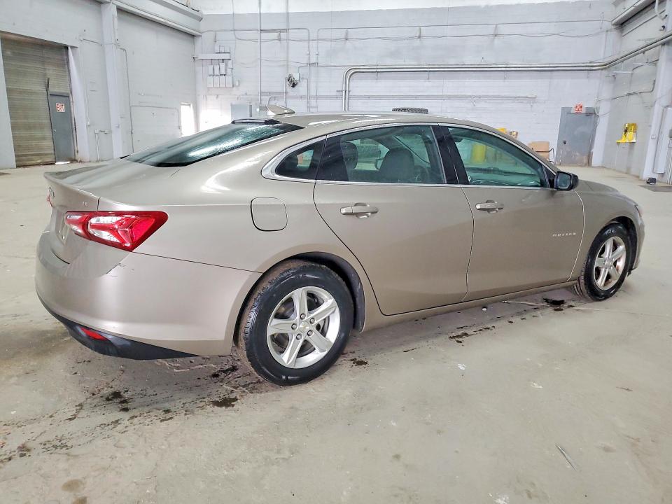 57024396 :رقم المزاد ، 1G1ZD5STXNF173652 vin ، 2022 Chevrolet Malibu مزاد بيع