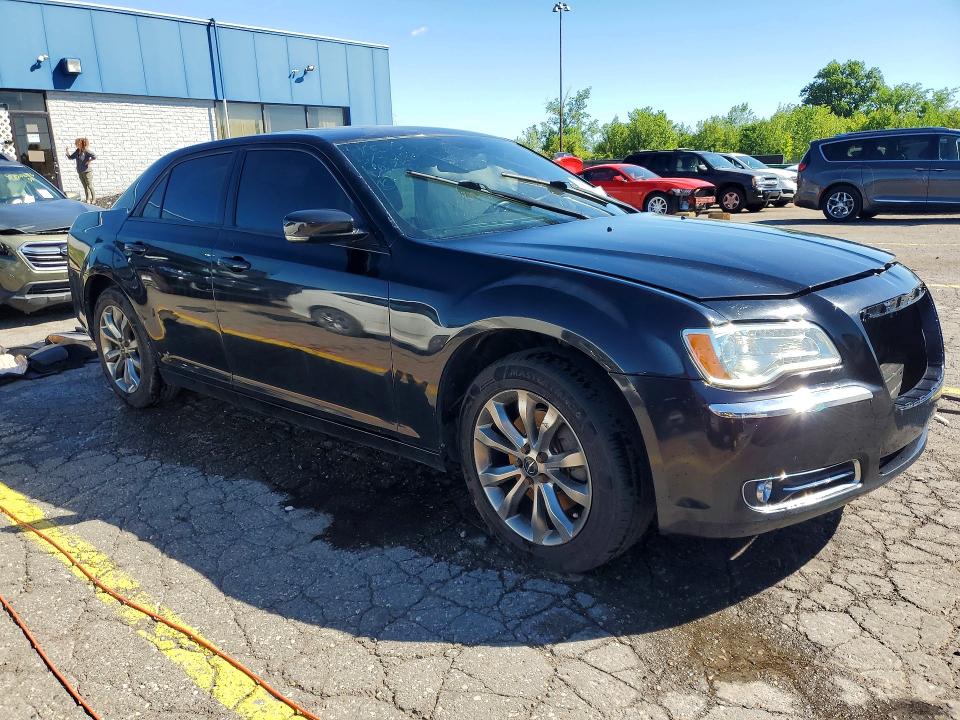 58000366 :رقم المزاد ، 2C3CCAGG9EH331518 vin ، 2014 Chrysler 300 مزاد بيع