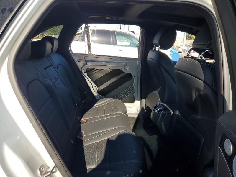 58840646 :رقم المزاد ، WDC0G4JBXHF132737 vin ، 2017 Mercedes-benz Glc مزاد بيع