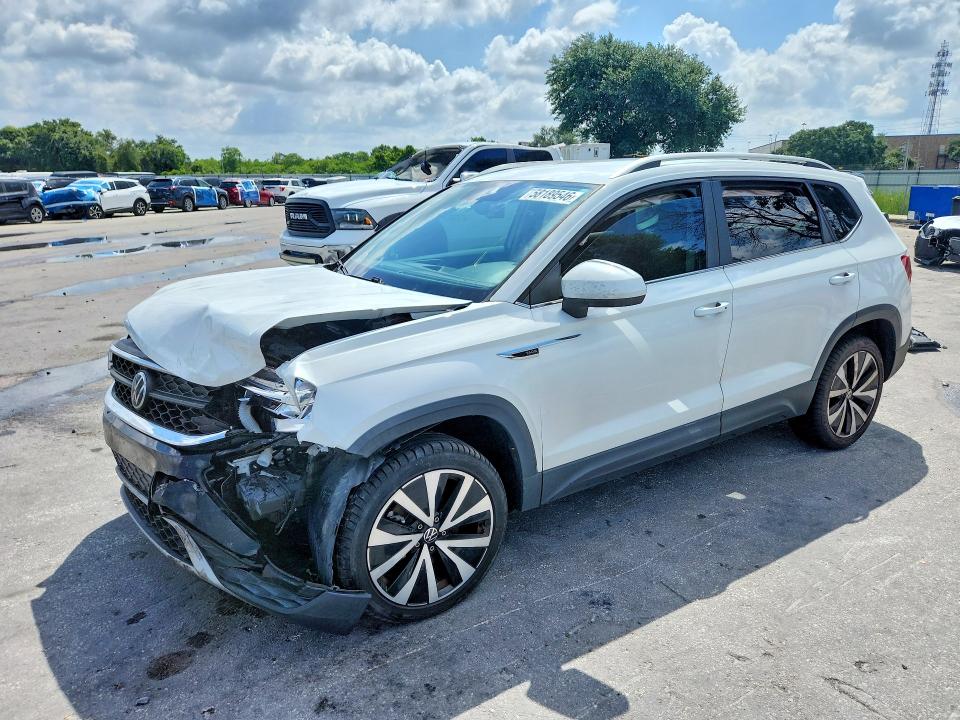 Продажа на аукционе авто 2022 Volkswagen Taos, vin: 3VVSX7B29NM011953, номер лота: 58189546