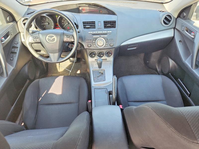 56866156 :رقم المزاد ، JM1BL1VG8B1399913 vin ، 2011 Mazda 3 مزاد بيع