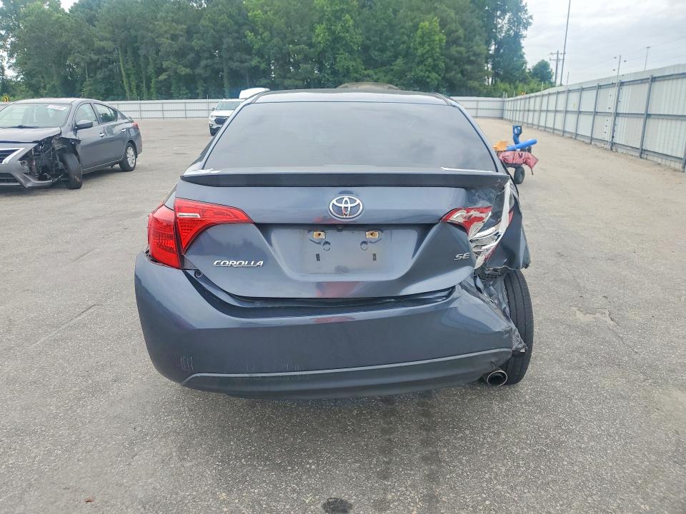 57624306 :رقم المزاد ، 5YFBURHE5HP720817 vin ، 2017 Toyota Corolla مزاد بيع