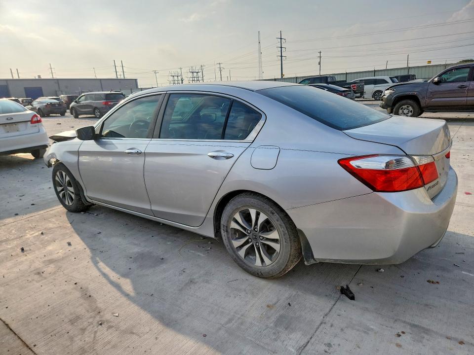 57884976 :رقم المزاد ، 1HGCR2F33DA015710 vin ، 2013 Honda Accord مزاد بيع