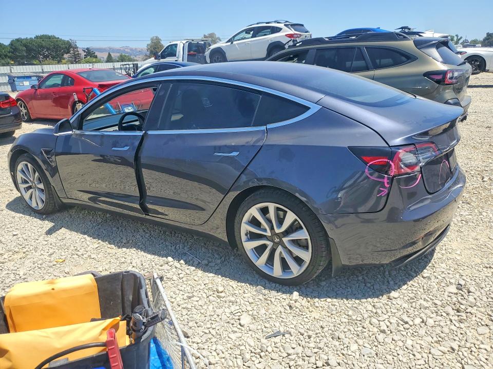 Продажа на аукционе авто 2018 Tesla Model 3, vin: 5YJ3E1EA6JF033268, номер лота: 58313006