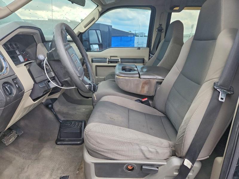 55543856 :رقم المزاد ، 1FTSW2B56AEB19591 vin ، 2010 Ford F250 مزاد بيع