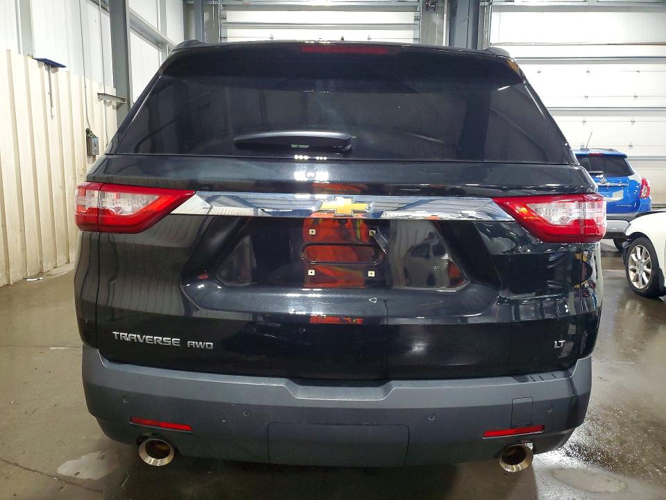 57378286 :رقم المزاد ، 1GNEVGKW3JJ257545 vin ، 2018 Chevrolet Traverse مزاد بيع