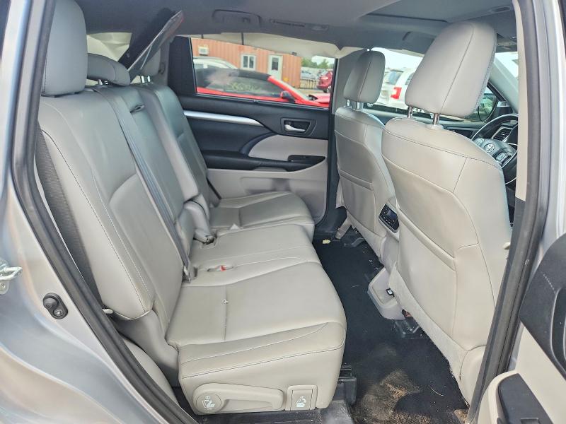 2015 Toyota Highlander მანქანა იყიდება აუქციონზე, vin: 5TDKKRFH6FS067700, აუქციონის ნომერი: 58391656