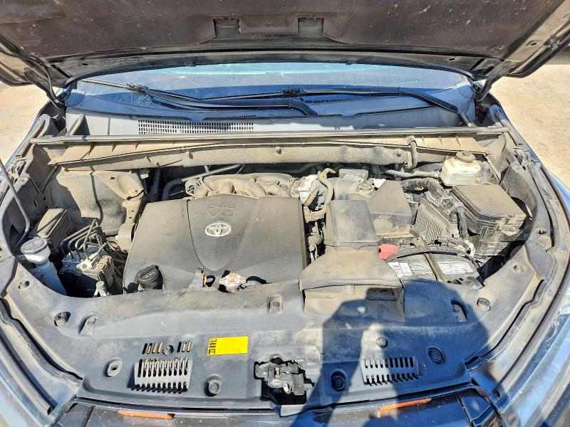 Aukcja sprzedaży 2018 Toyota Highlander, vin: 5TDJZRFH9JS560027, numer aukcji: 55762156