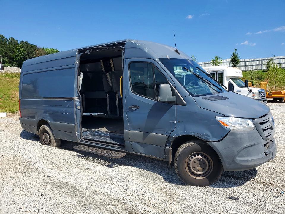 55684496 :رقم المزاد ، WD4PF1CDXKP121362 vin ، 2019 Mercedes Benz Sprinter مزاد بيع