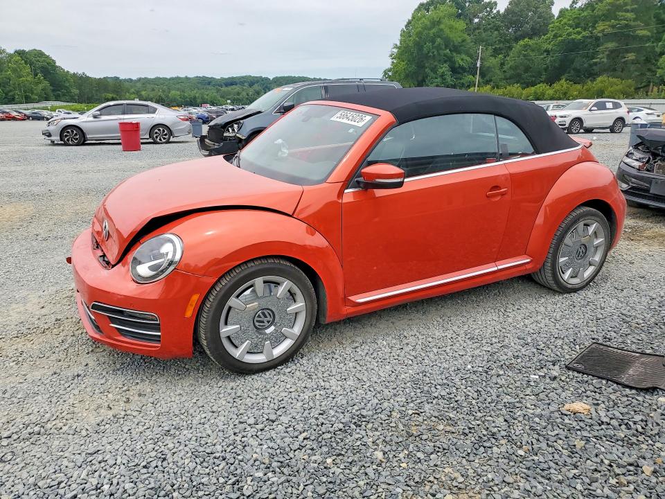2017 Volkswagen Beetle მანქანა იყიდება აუქციონზე, vin: 3VW517AT2HM823149, აუქციონის ნომერი: 58645026