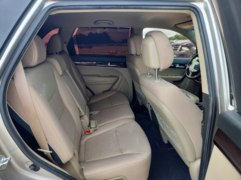 56328376 :رقم المزاد ، 5XYKT4A61FG551776 vin ، 2015 Kia Sorento مزاد بيع