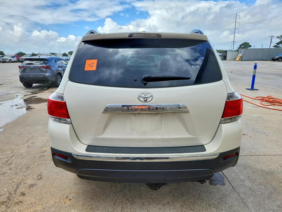 Продажа на аукционе авто 2013 Toyota Highlander, vin: 5TDZK3EH6DS118381, номер лота: 55892266