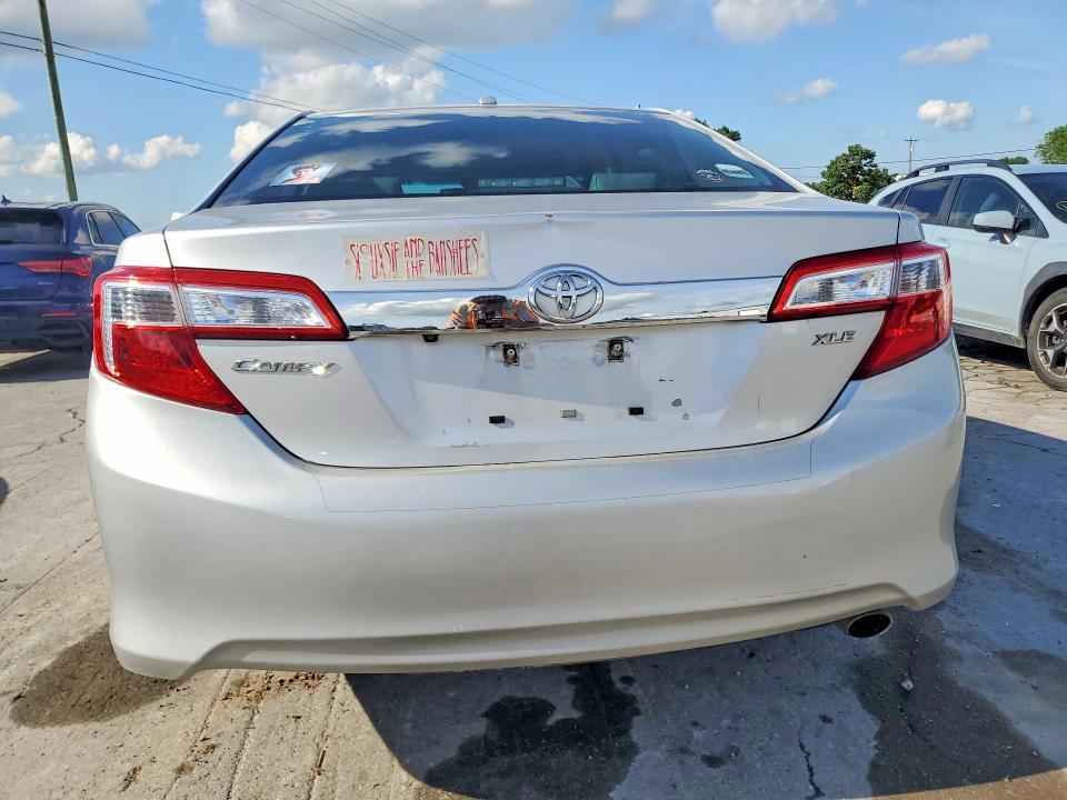 55764636 :رقم المزاد ، 4T1BF1FKXDU690355 vin ، 2013 Toyota Camry مزاد بيع