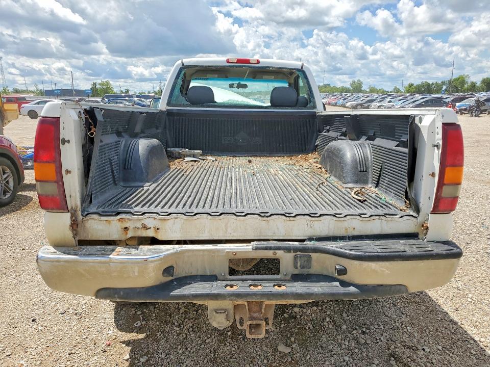 57778786 :رقم المزاد ، 1GTHK24U22E218274 vin ، 2002 Gmc Sierra مزاد بيع