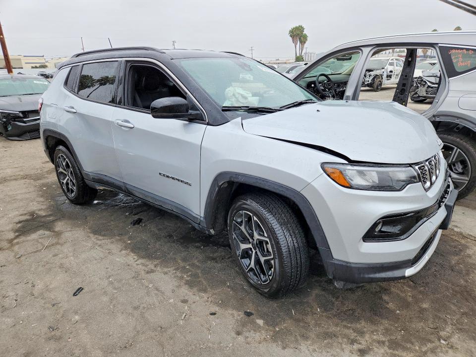 59000466 :رقم المزاد ، 3C4NJDCN3ST621028 vin ، 2025 Jeep Compass مزاد بيع