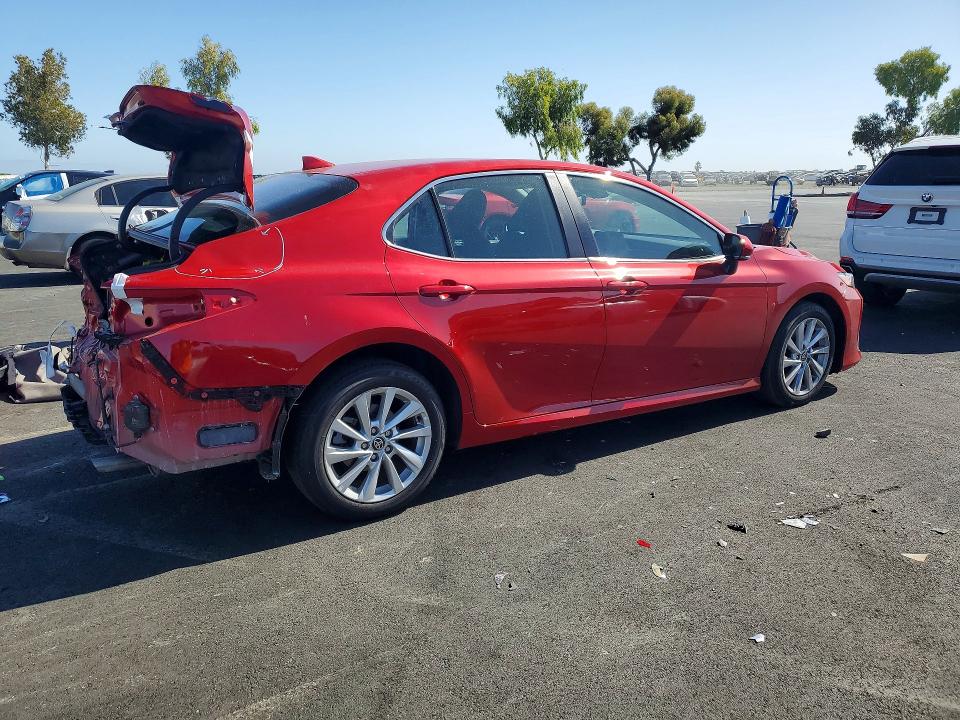 85971165 :رقم المزاد ، 4T1R11AK5PU167981 vin ، 2023 Toyota Camry مزاد بيع